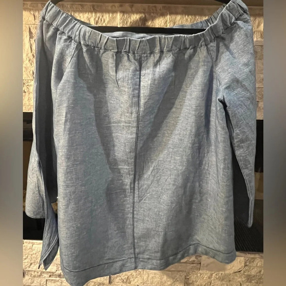 Free People oversized off shoulder light denim top Small - Picture 8 of 8